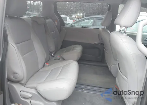 2016 Toyota Sienna Xle 8 Passenger from USA, damaged, VIN 5TDYK3DC2GS694703